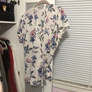 Floral Wrap Top 🌸